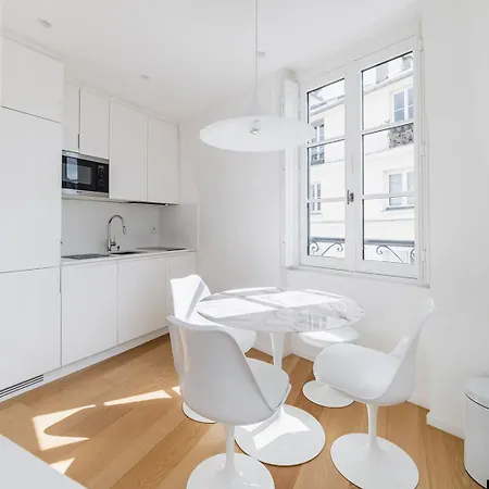 Duplex Au Calme Dans Le Quartier Latin Apartment Paris
