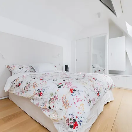 Duplex Au Calme Dans Le Quartier Latin Parigi